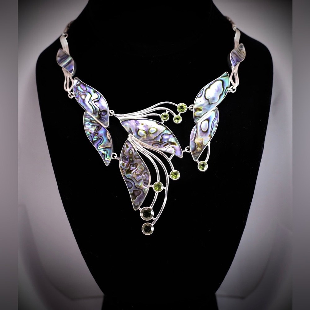 (New) Multicolor Abalone Shell W/ Peridot Gem Sto… - image 2